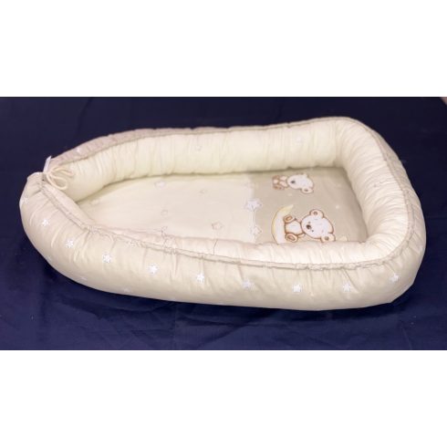 DOMBABY Babafészek  50x75cm  BÉZS CSILLAGOS